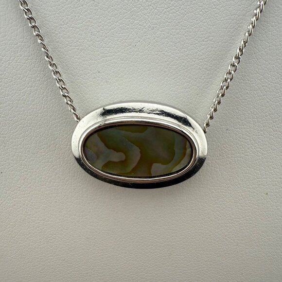 Avon Silver-Toned Genuine Abalone Oval Pendant Necklace With Chain & Spring Ring - Picture 3 of 6